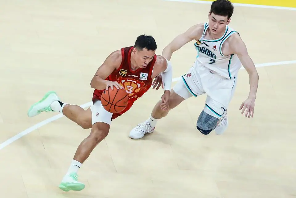 为什么参加篮球辅导可以帮助孩子更好地成长_1